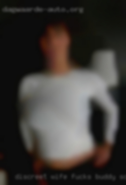 Discreet wife fucks mandingo fight buddy South Western Ontario.