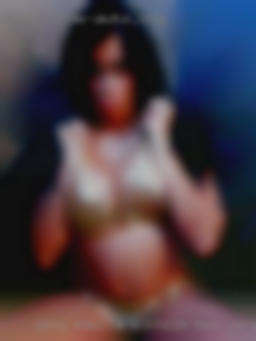 Sexy mamita sucking dick discreetly in Stockholm, New Jersey.